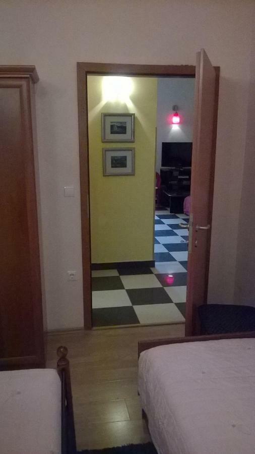 Apartments Mia Подгора Екстер'єр фото